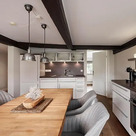 Koob Apartment *